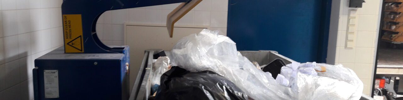 Containerpers 660 liter