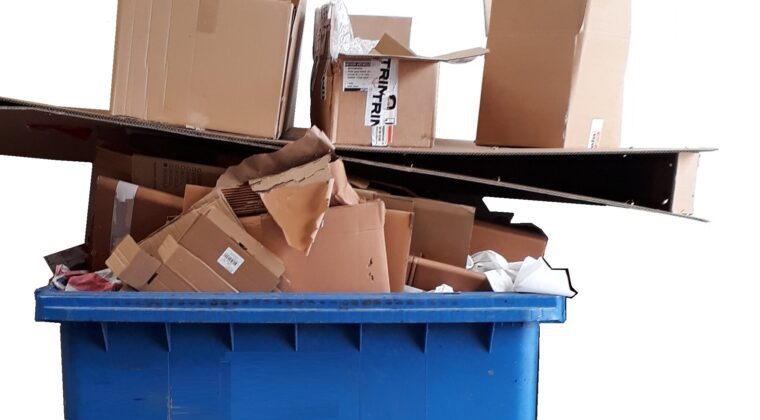 Karton en papierbedrijfsafval: Wat zijn de mogelijke oplossingen voor het beheer van karton bedrijfsafval